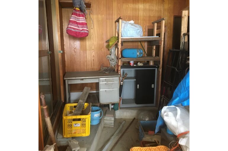 岐阜県飛騨市で不用品回収と家の片付けサービスの対応-品物：家具